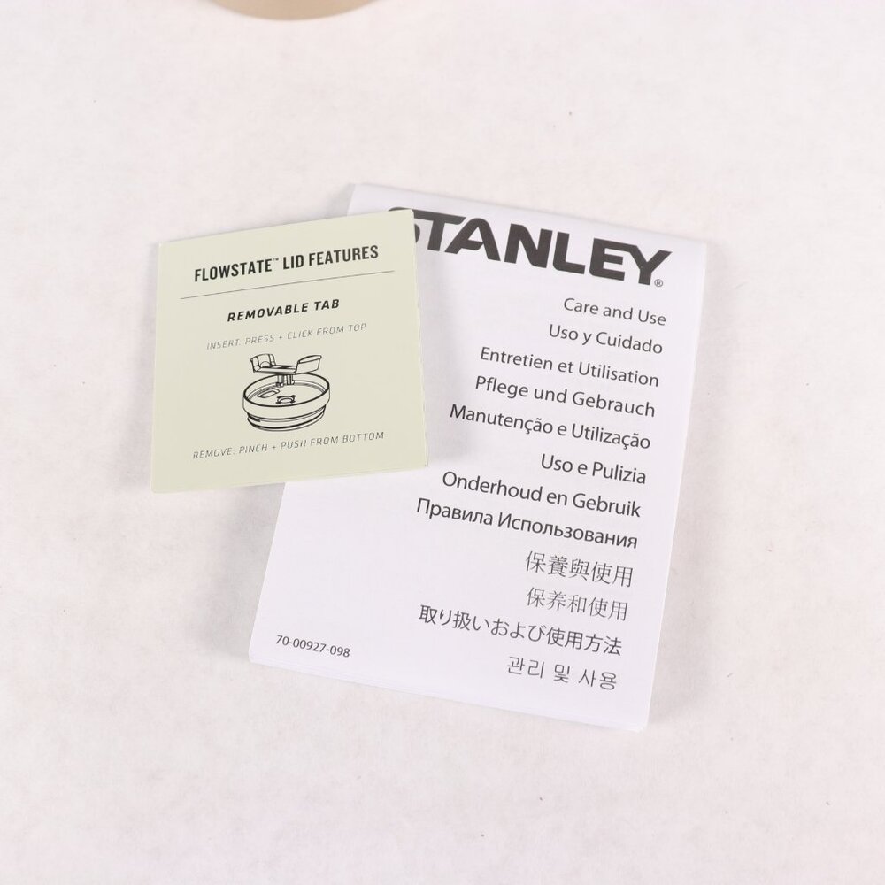 Stanley x e.l.f. 40 oz Stainless H2.0 FlowState Quencher Tumbler Honey Talks - Picture 7 of 7